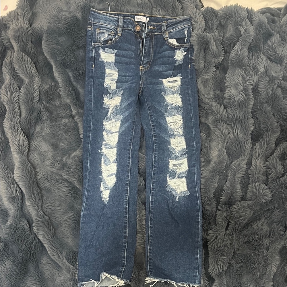 Rue21 Women's Distressed Straight Leg Jeans - Blue